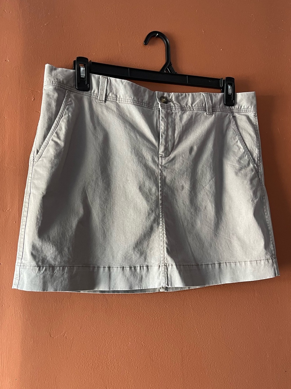 Women’s Old Navy Mini Skirt - Classic Everyday Style size 12